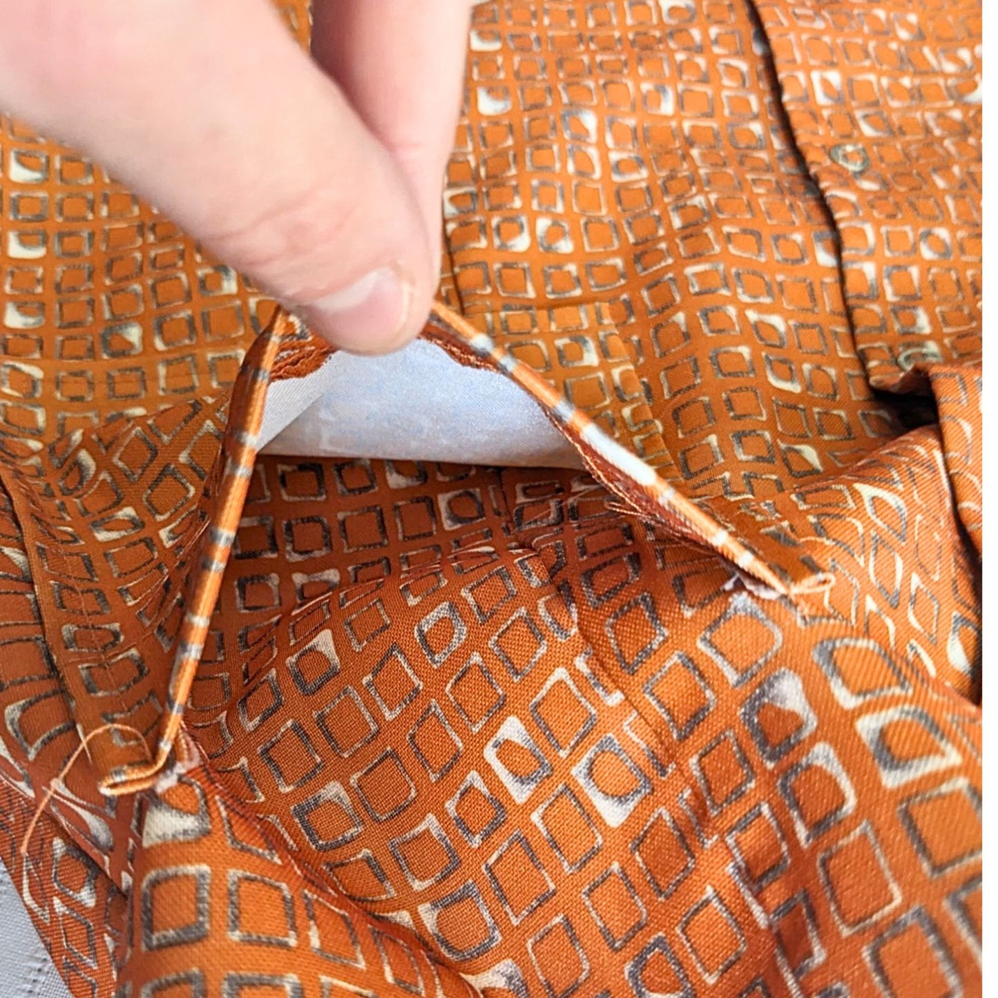 Vintage 90s/Y2K FLAUNT IT Orange Geometric Retro Throwback Mini Skirt Size S/M