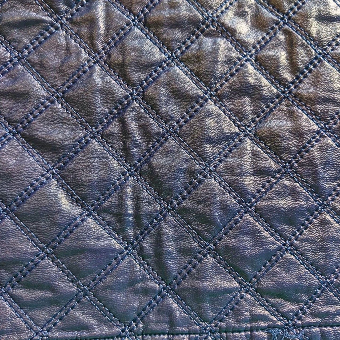 Vtg Y2K 2008 ABERCROMBIE & FITCH Navy Blue Quilted Pleather Mini Skirt Sz 2 W26
