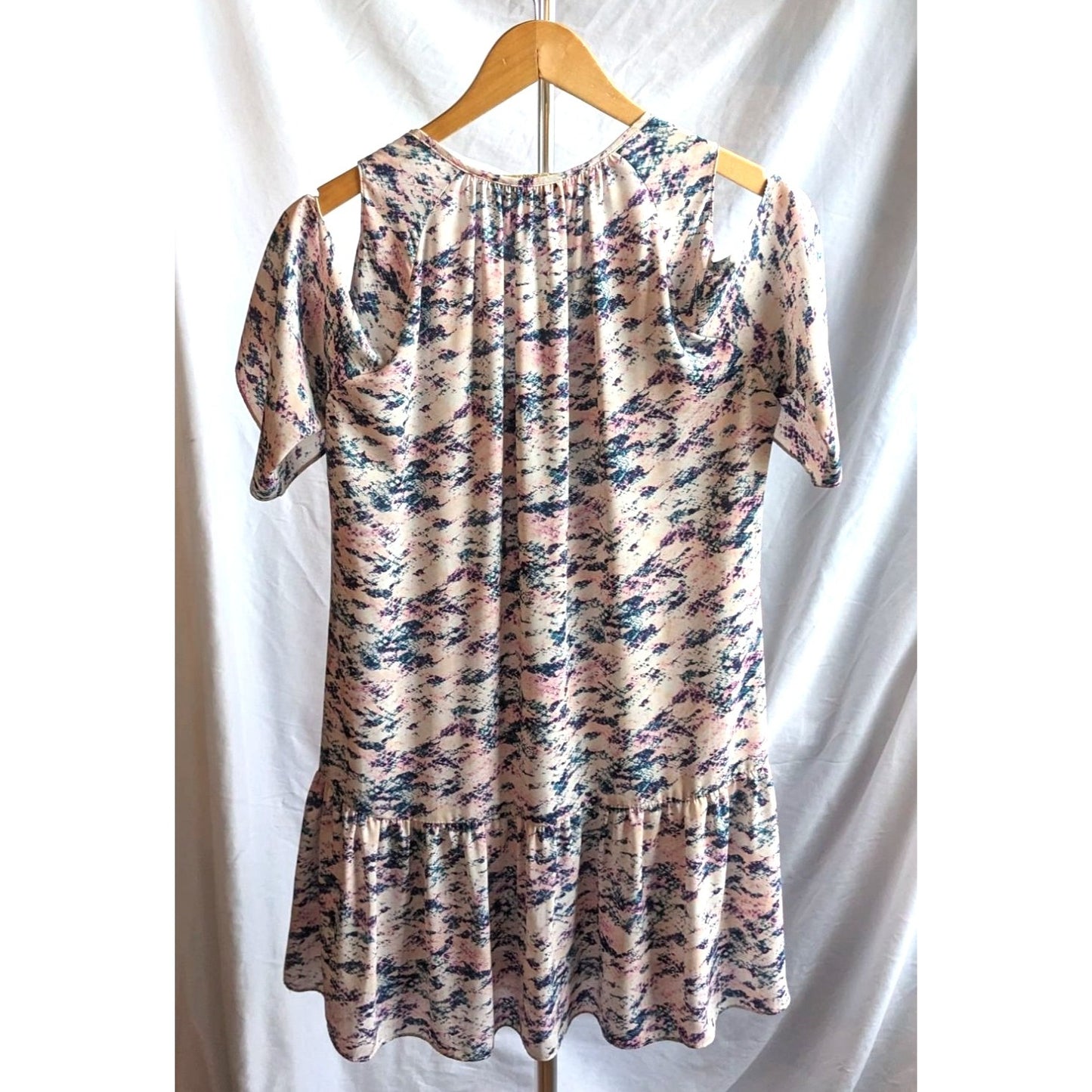 NWOT AMANDA UPRICHARD Ora Cold-Shoulder Pink Snakeskin Dress Dropwaist Size SP