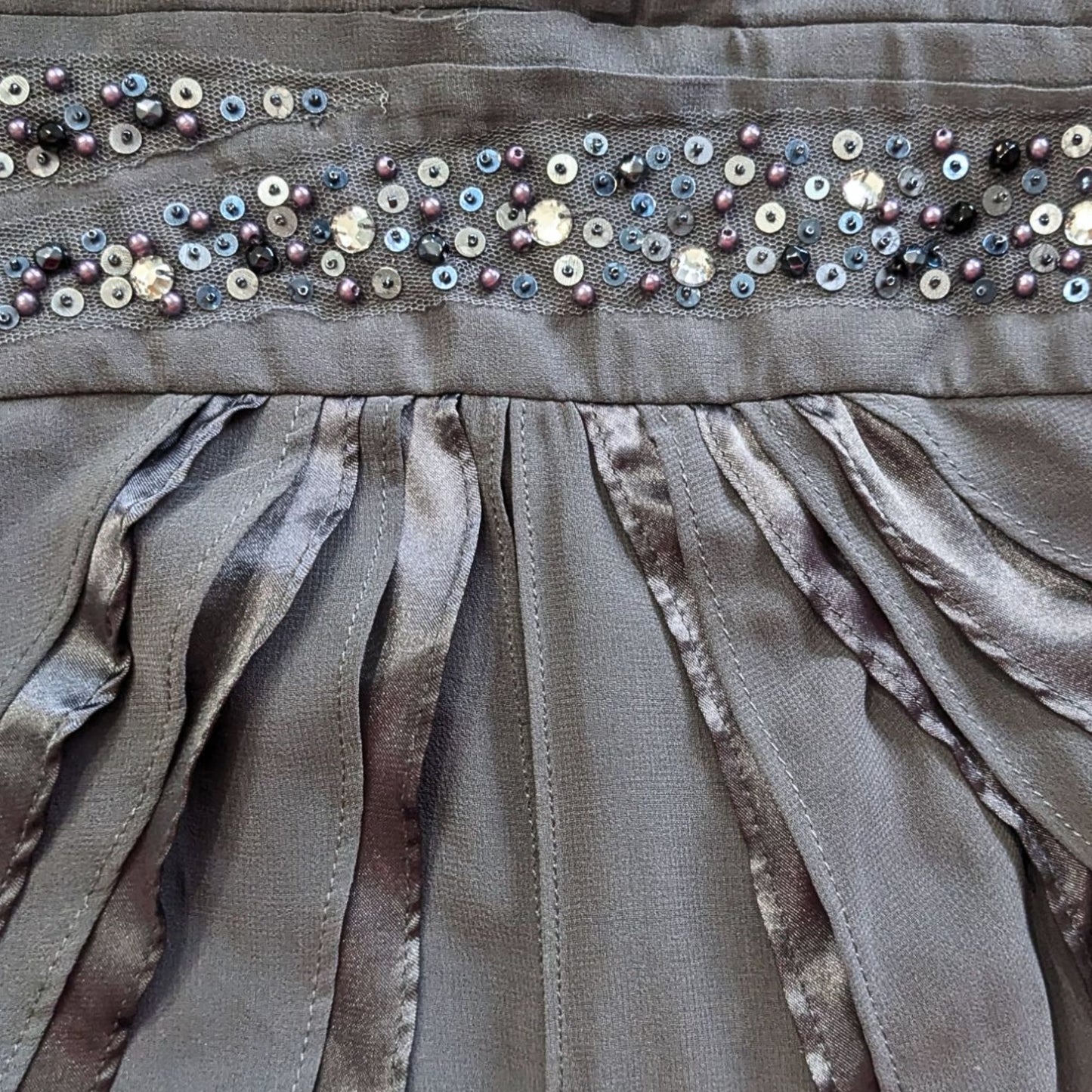 MIDNIGHT VELVET Nicoletta Smoky Gray Sequin Chiffon Satin Waterfall Gown Size 16