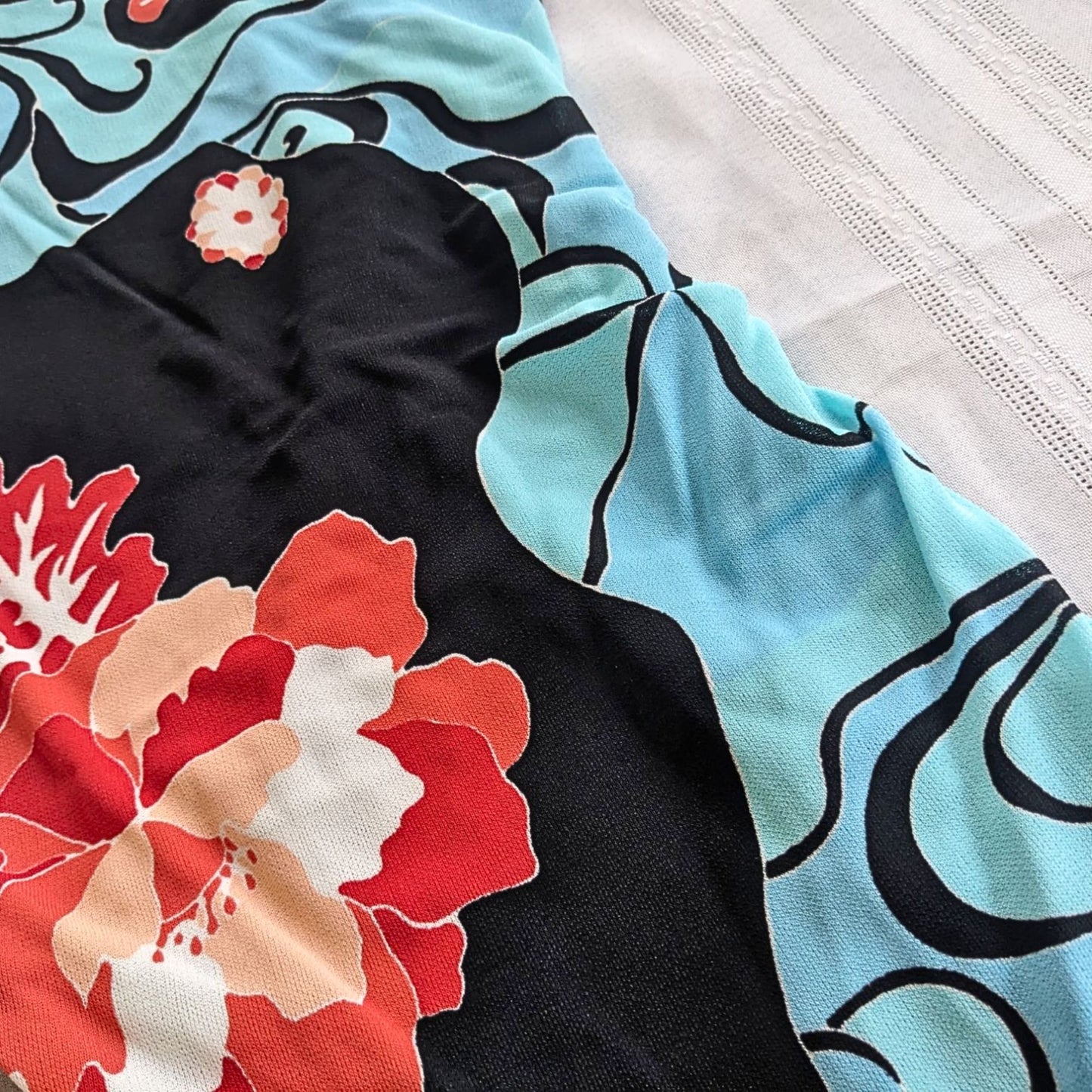 NWT Vintage Y2K GUESS Aqua Floral Cowl Bodycon Midi Dress Size S