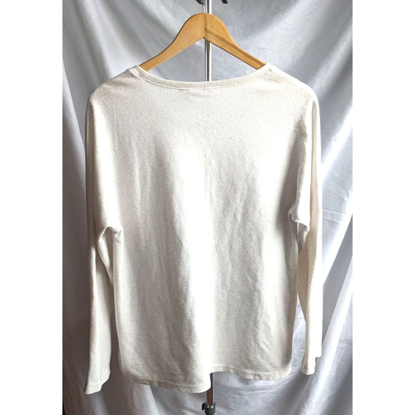 WEEKENDS BY CHICO'S Cream Leopard Print LongSleeve Top Round Neck Pockets Size 1