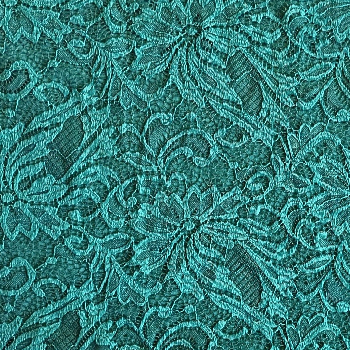 SIMPLY EMMA Emerald Green Lace Overlay Trumpet Sleeve Nylon Top Elegant Size 2X