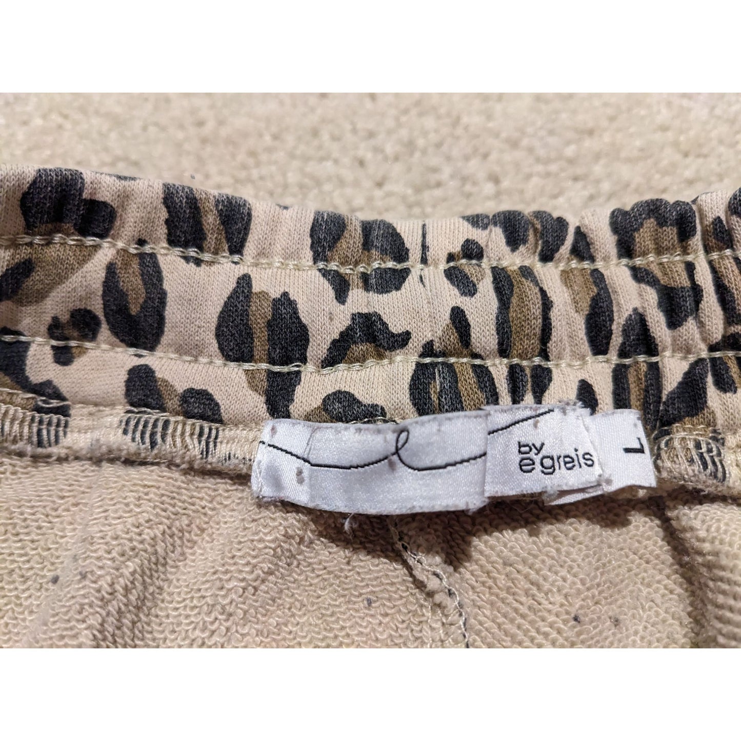 🐆 Egreis Leopard Print drawstring pajama shorts with pockets Glamcore Size L