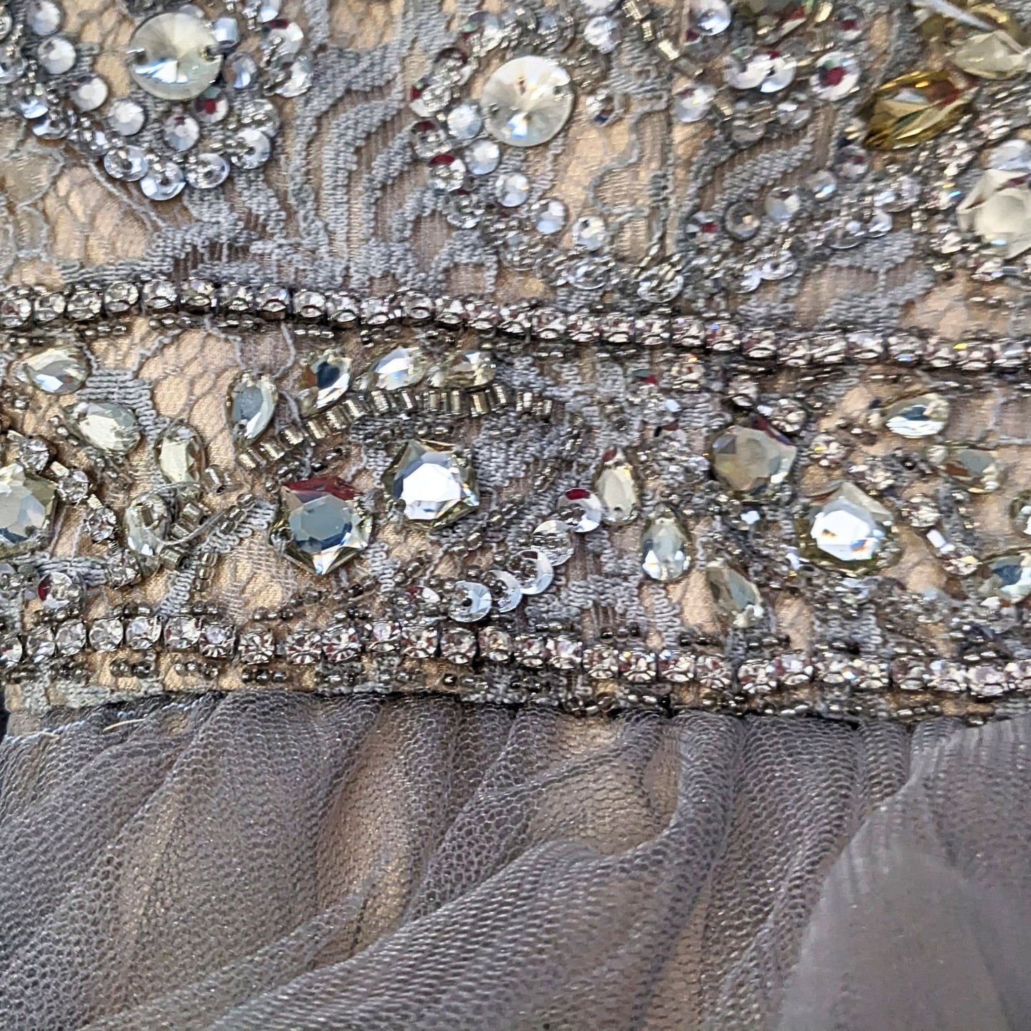 MAC DUGGAL Platinum Nude Rhinestone Illusion Bodice Chiffon Gown 82369H Size 4