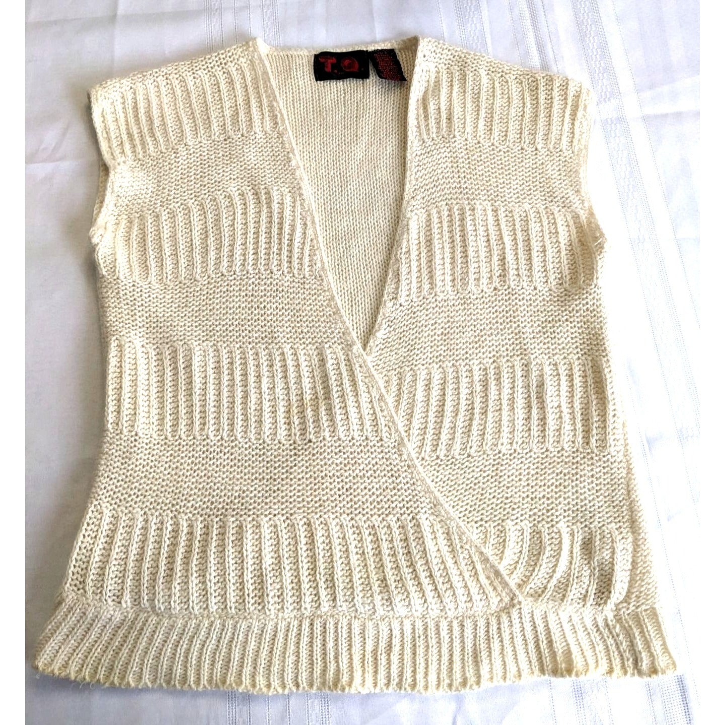Vintage 80s T.Q. Angora Lambs Wool Blend Ivory Knit Sweater Vest Lagenlook Sz S