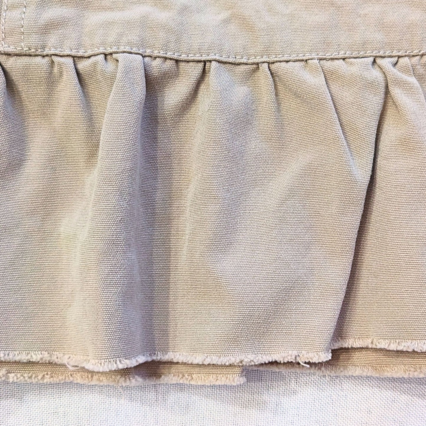 Vintage Y2K DELIA*S 100% Cotton Raw Hem Low Rise Cargo Ruffle Mini Skirt Size 7