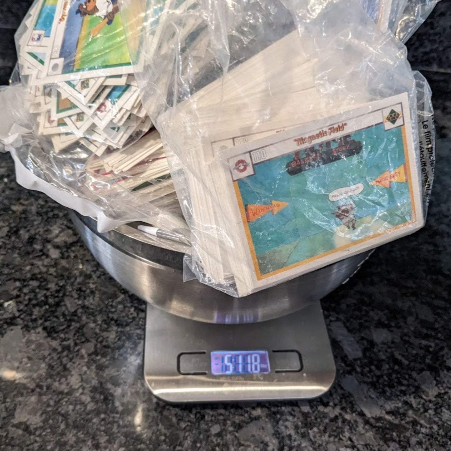 Massive 5lb Lot of Vintage 1990s Looney Tunes Upper Deck Series 1 Trading Cards