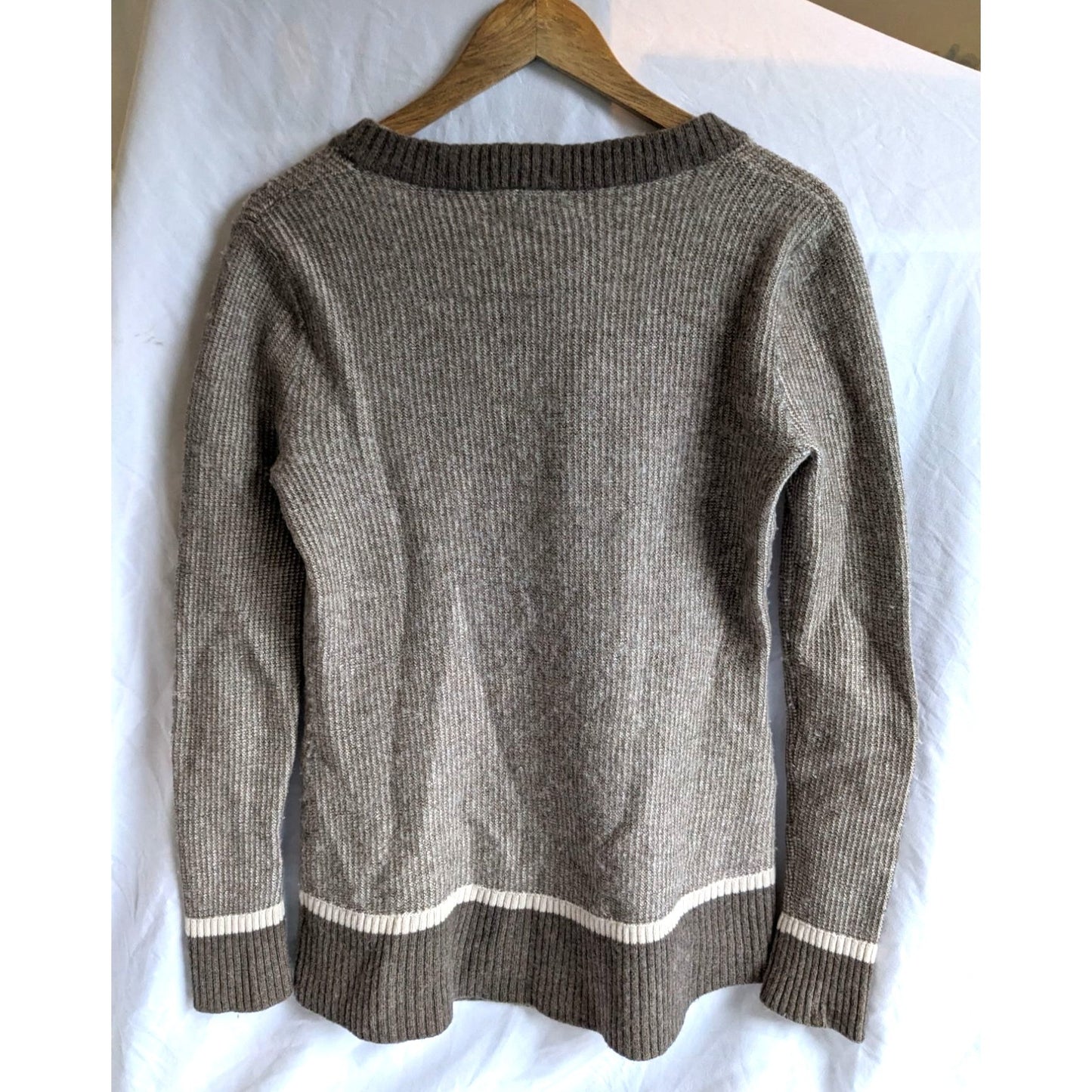 TOAD & CO Beige Non-Mulesed Lambswool Sweater w/ Lace-Up Keyhole Stripes Size S