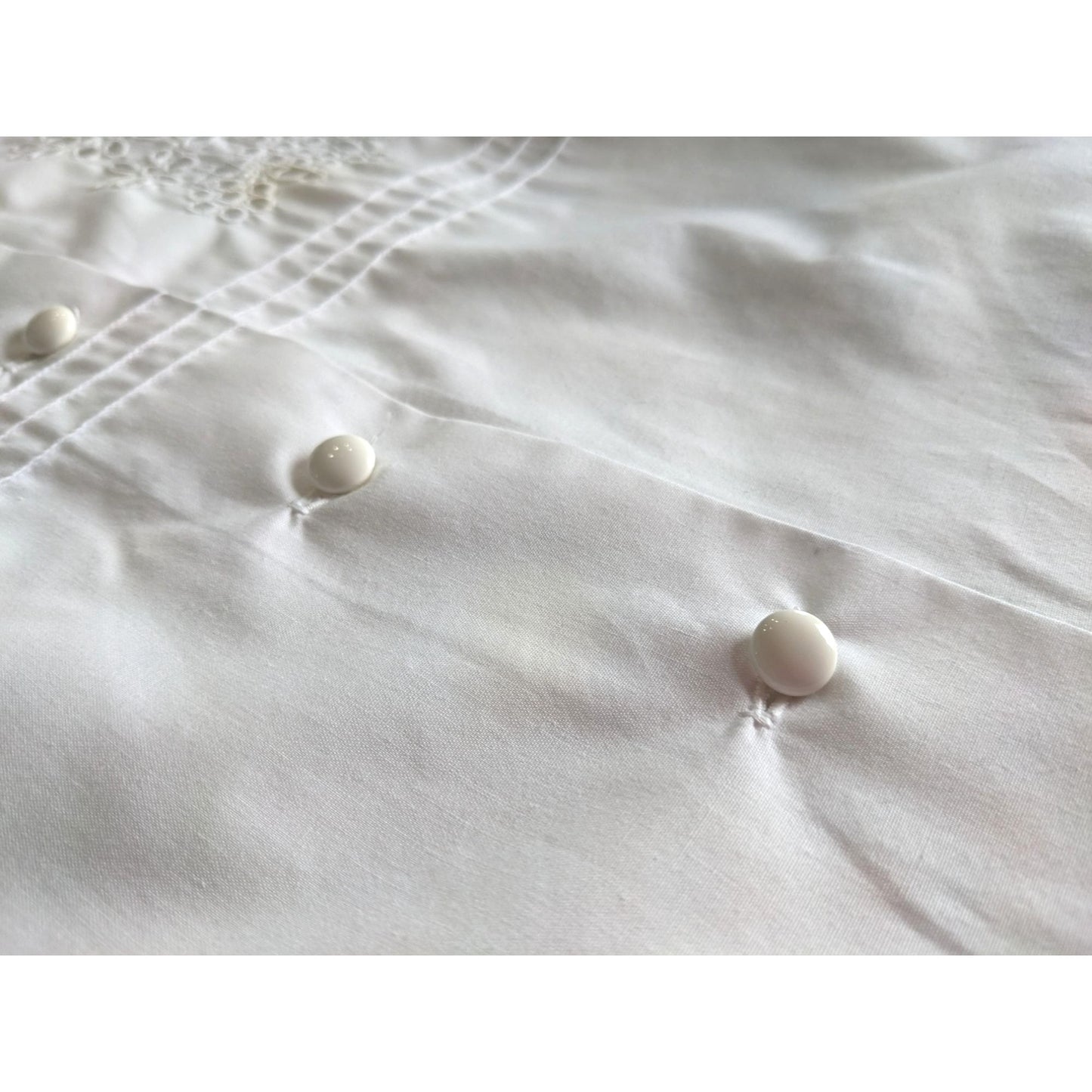 Vintage 70s/80s Cottagecore Western Soft White Button Down Blouse Size 50/XXL