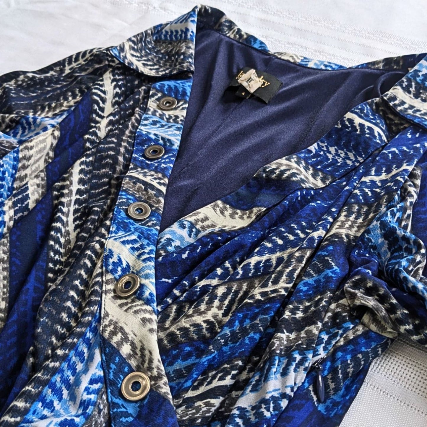 LAUNDRY by SHELLI SEGAL Blue Gray Tire Track Faux Wrap Dress w/ Metal Accents Size 4