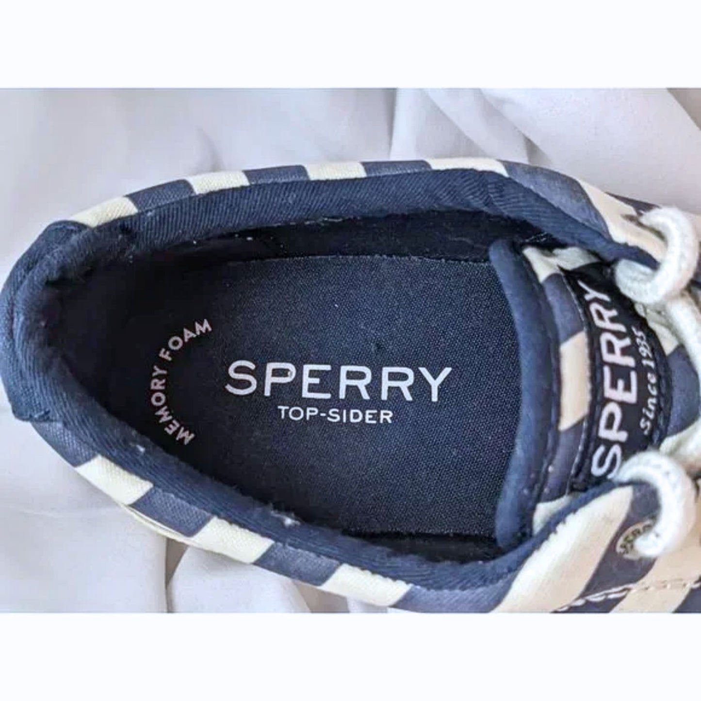 SPERRY TOP-SIDER Halyard Vintage Stripe Sneaker STS19225 Size 7.5 M