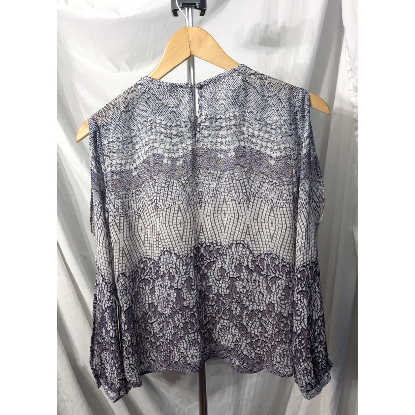 NWT JENNIFER LOPEZ Purple Sheer Snakeskin Cold Shoulder Top w/ Crystals Size XSP