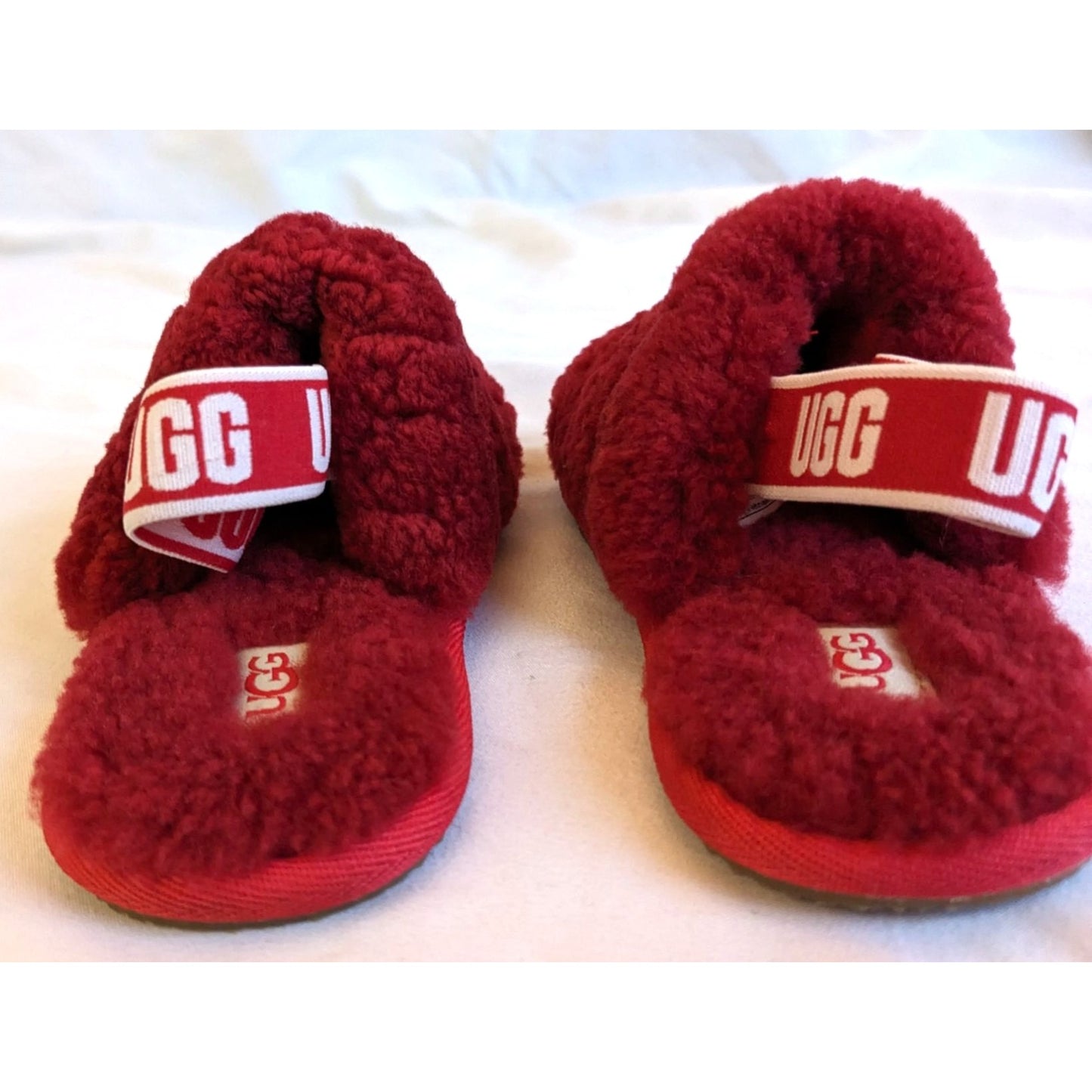 NWOT UGG Kids Fluff Yeah Sling-back Slides Ribbon Red Genuine Shearling Size 9