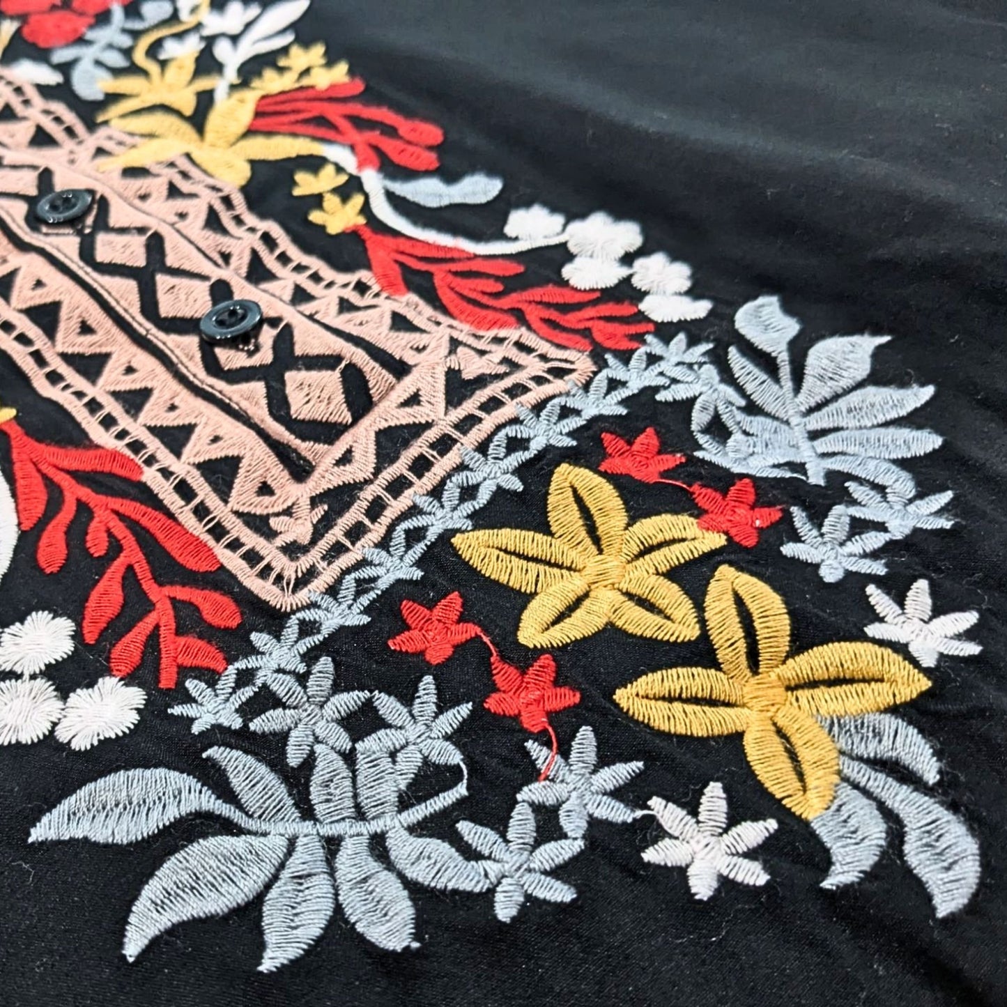 NWOT AK Mexican Boho Black Embroidered LongSleeve Peasant Casual Tunic Sz M