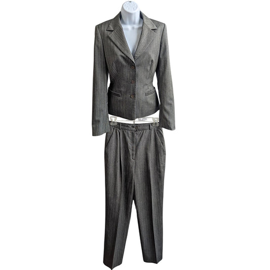 Vintage Y2K ESCADA Near-Mint 2-Pc Gray Pinstripe Slim Suit - 34 Jacket 36 Pants