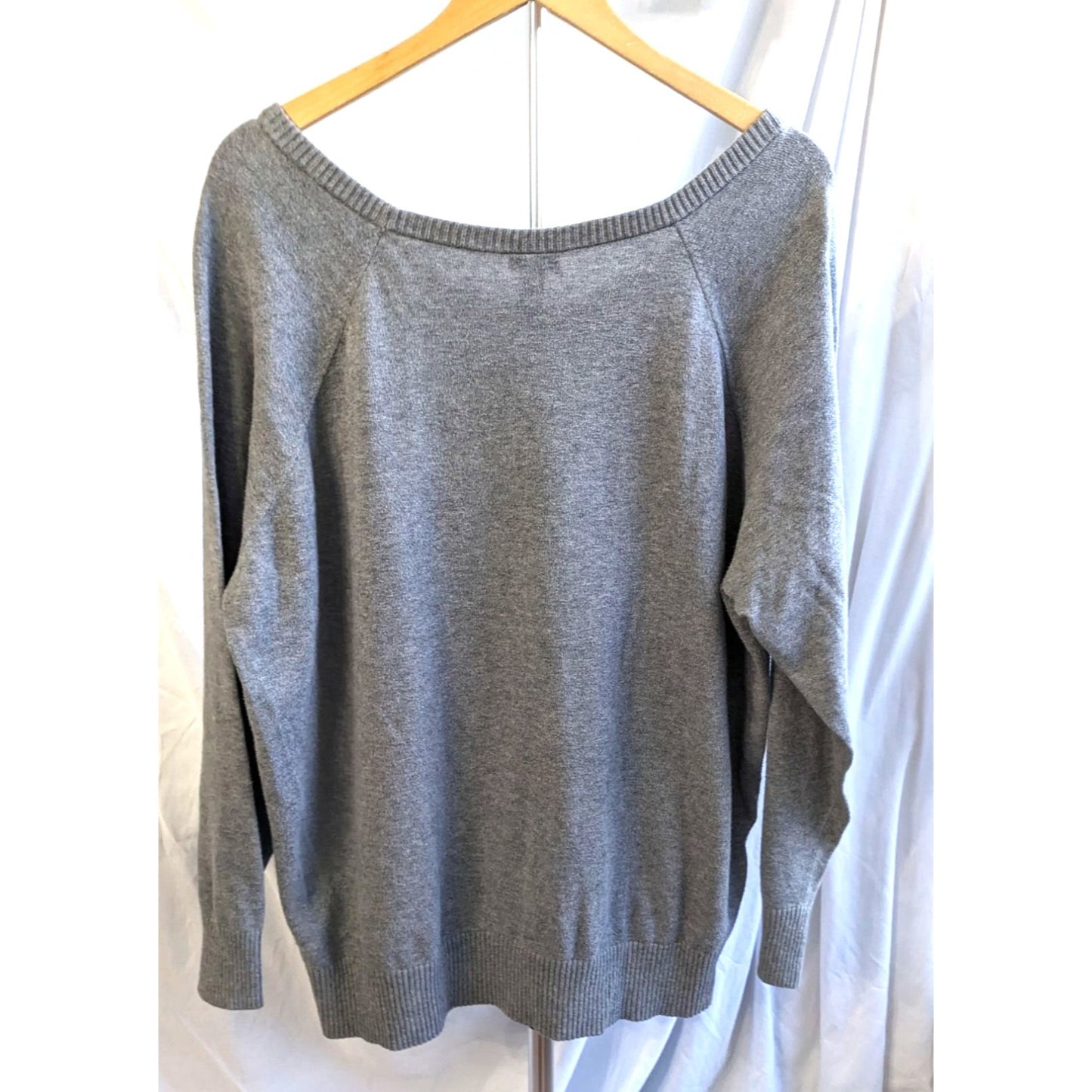 TORRID 100% Cotton Grey & Orange Fox Raglan Sweatshirt Long Sleeve Size 2