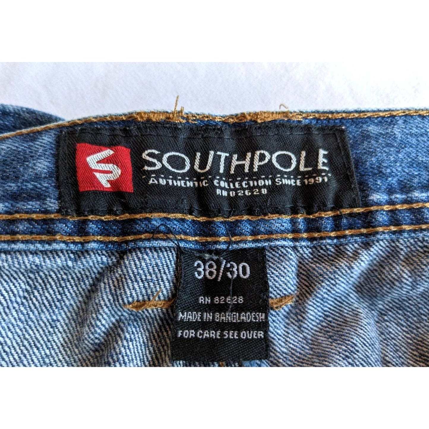 Vintage Y2K SOUTH POLE Men's Distressed Blue Jeans w/ Cool Streetwear Stiching 38x30