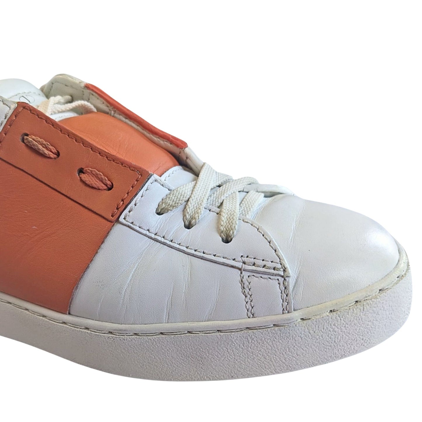 VALENTINO GARAVANI Goldfish Calfskin Rockstud Open Leather Sneakers Sz 38.5/8.5