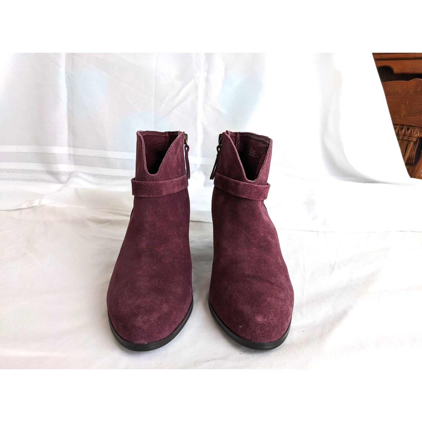 NWOT MIA Franzie Ankle Boots Burgundy Purple Suede Size 8.5 Leather Upper