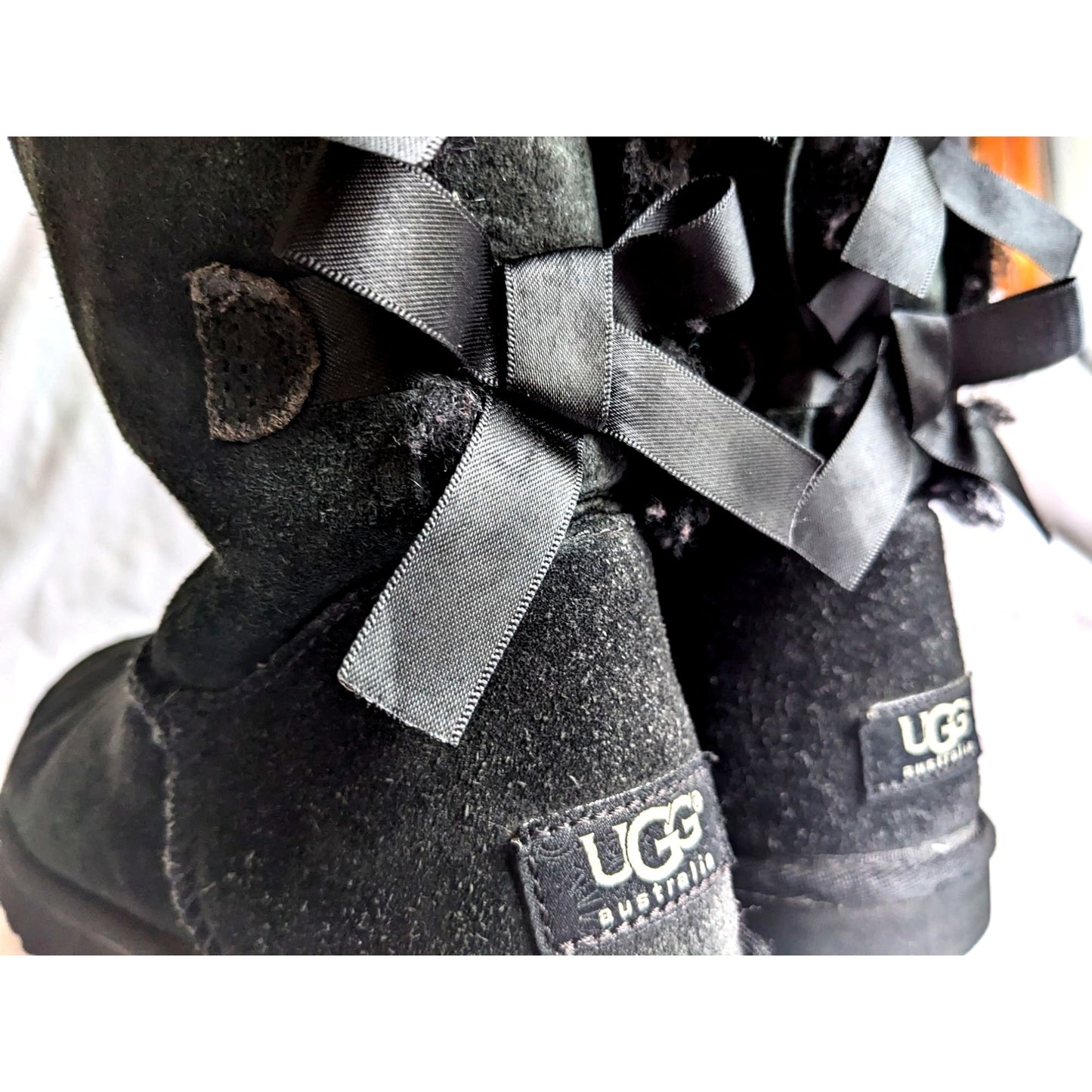 UGG AUSTRALIA Black Bailey Bow II Sheepskin Shearling #1002954 Size 7