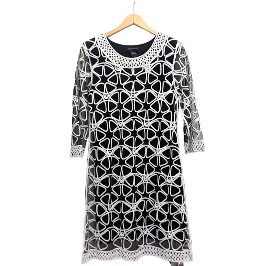 WEAVZ Black & White Dramatic Geometric Embroidered Dress 3/4 Sleeve Lined Size M